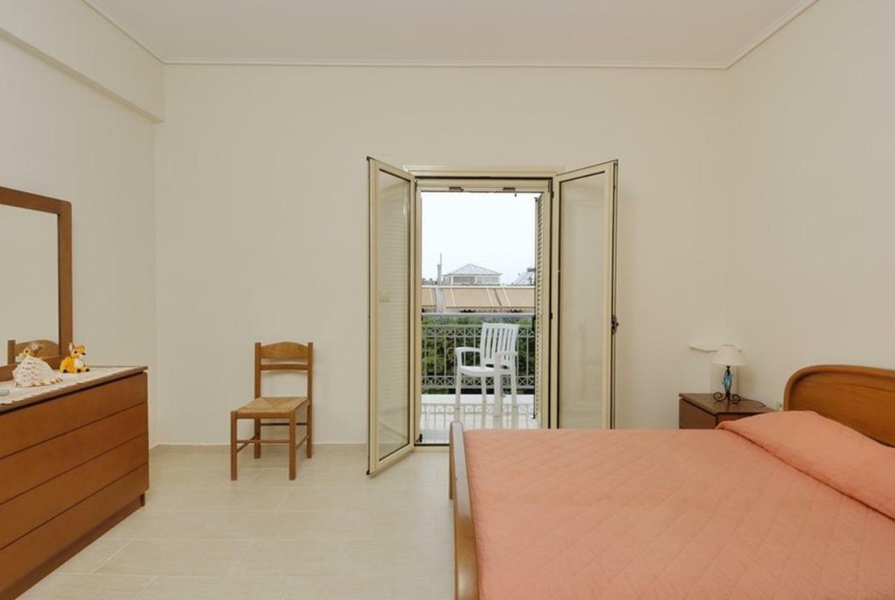 Manoleas Villas - Apartment 4 Stoupa Bagian luar foto